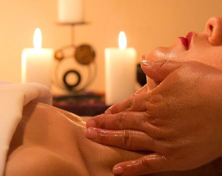 Nel centro benessere del Best Western Hotel San Marco a Siena offriamo massaggi e trattamenti di diversa tipologia